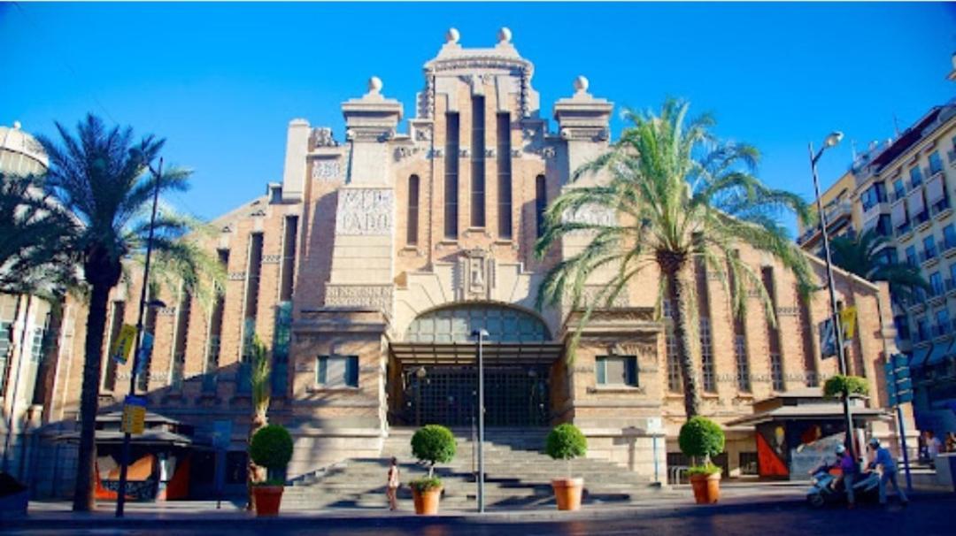 Estudio A Cerca Del Auditorio Y El Mercado Central De لقنت المظهر الخارجي الصورة